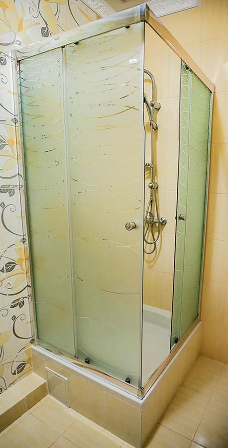 Golden Palace Dubove Ruang foto